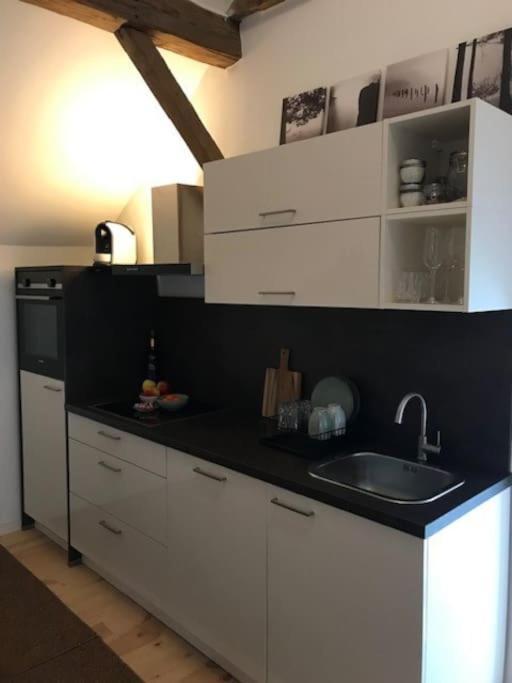 Вилла Ferienhaus „Uff'M Woikeller“ Meckenheim  Экстерьер фото